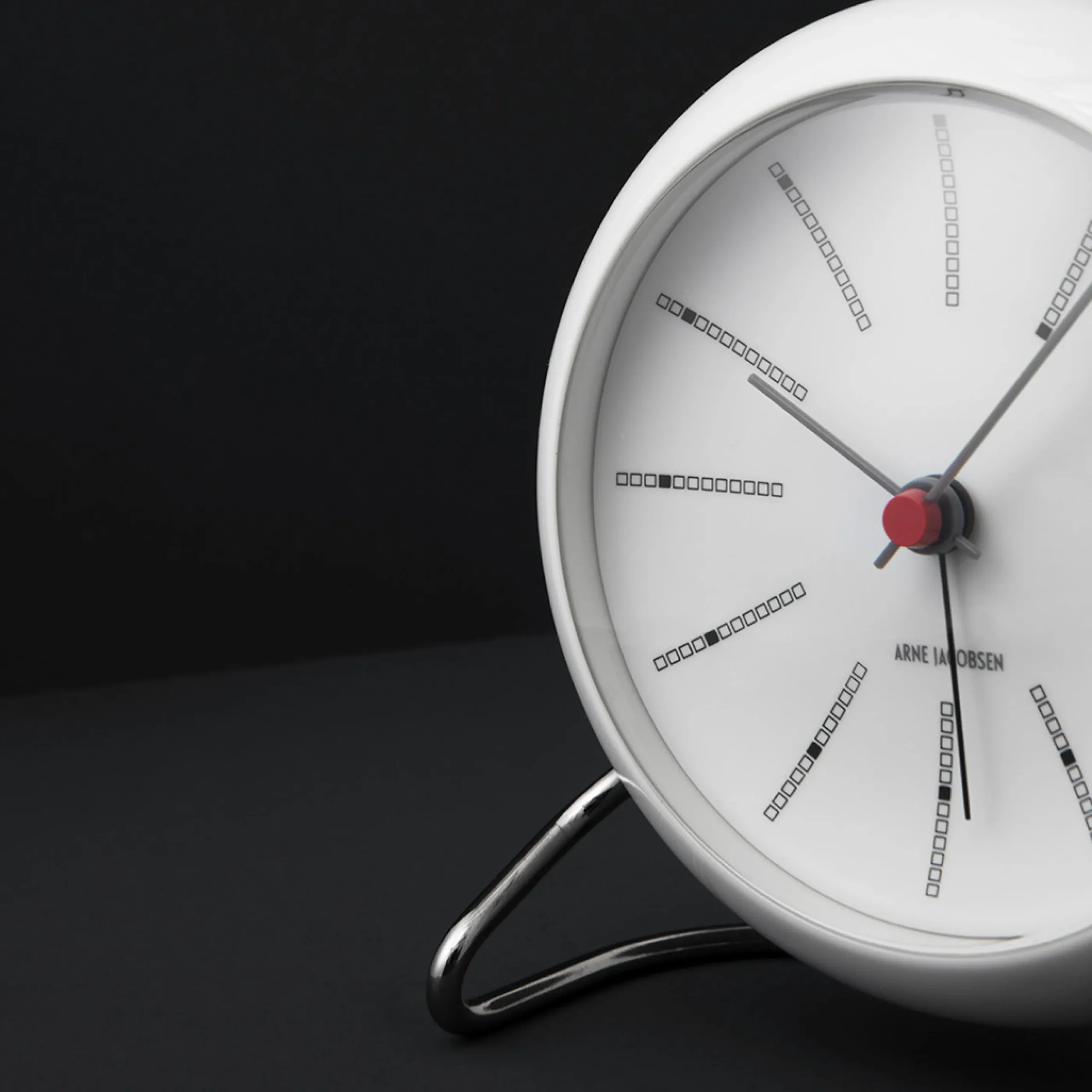 Arne Jacobsen Clocks Bankers Bordur Ø11 cm hvit