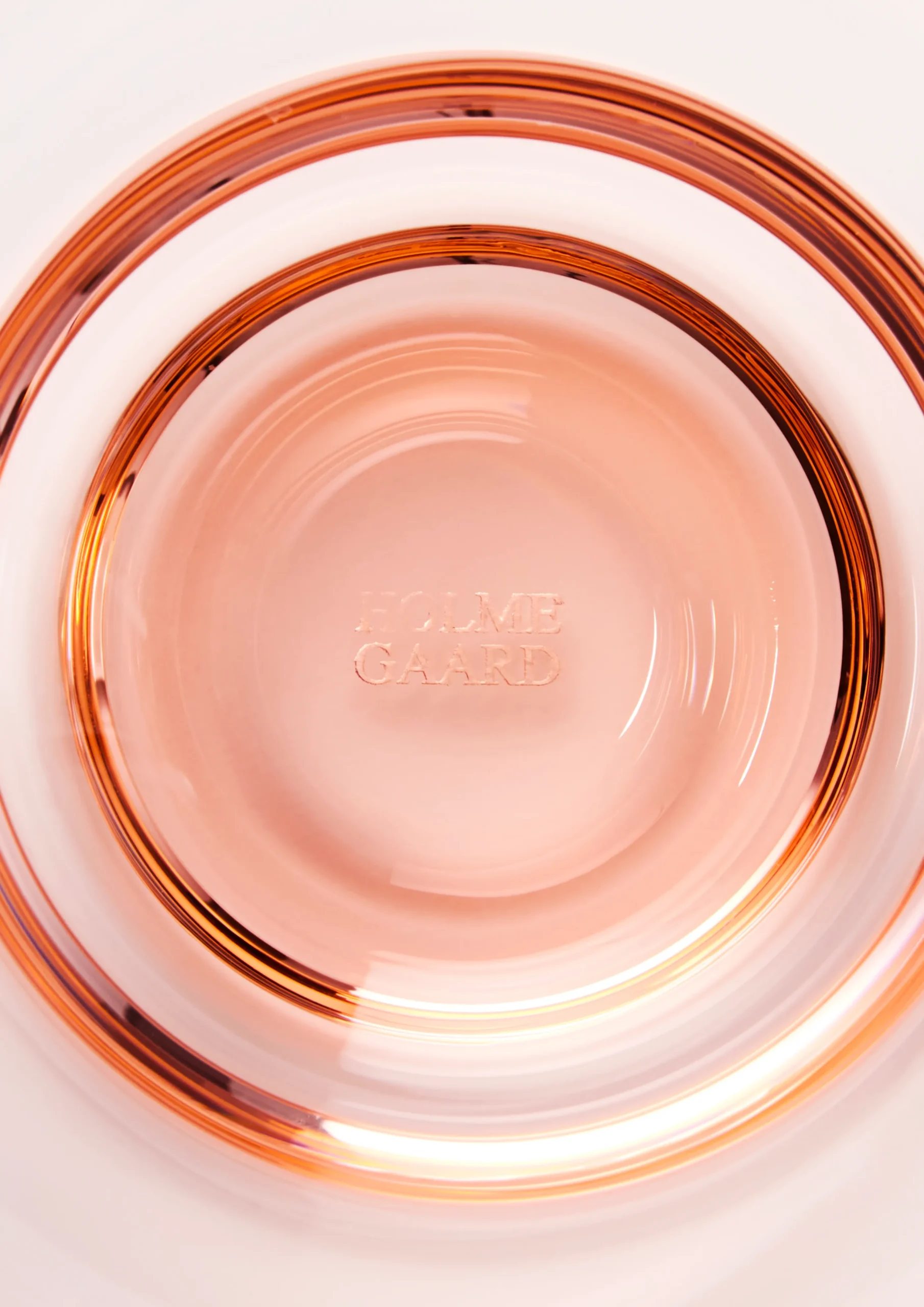 Holmegaard Flow Vannglass 35 cl champagne - Kjøp her