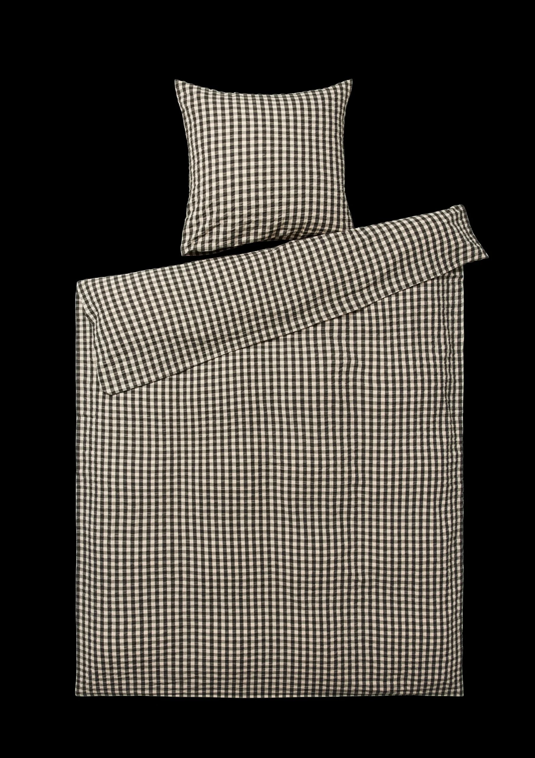 JUNA Bæk&Bølge Sengetøy 150x210 cm svart/sand SE - Kjøp her