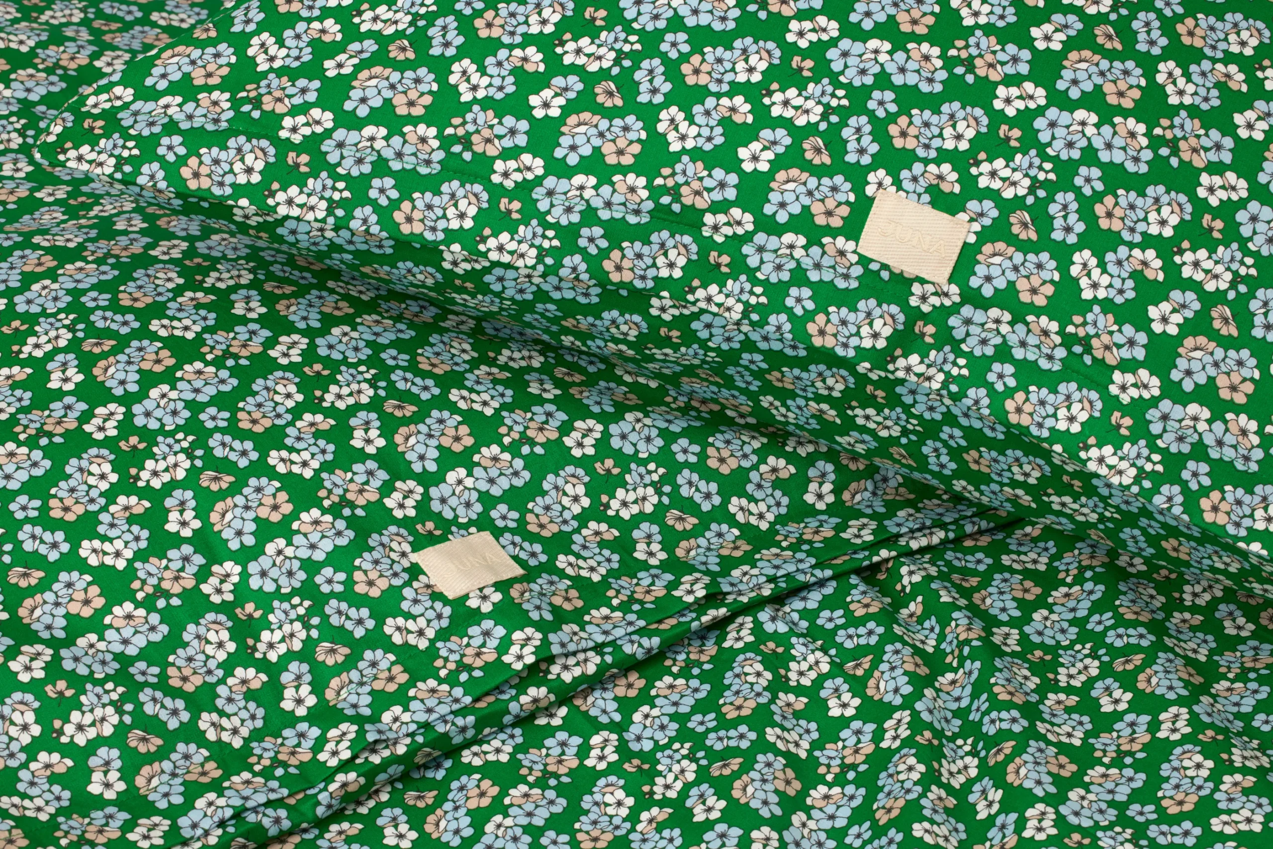 JUNA Pleasantly Sengetøy 140x200 cm grønn DK - Kjøb her