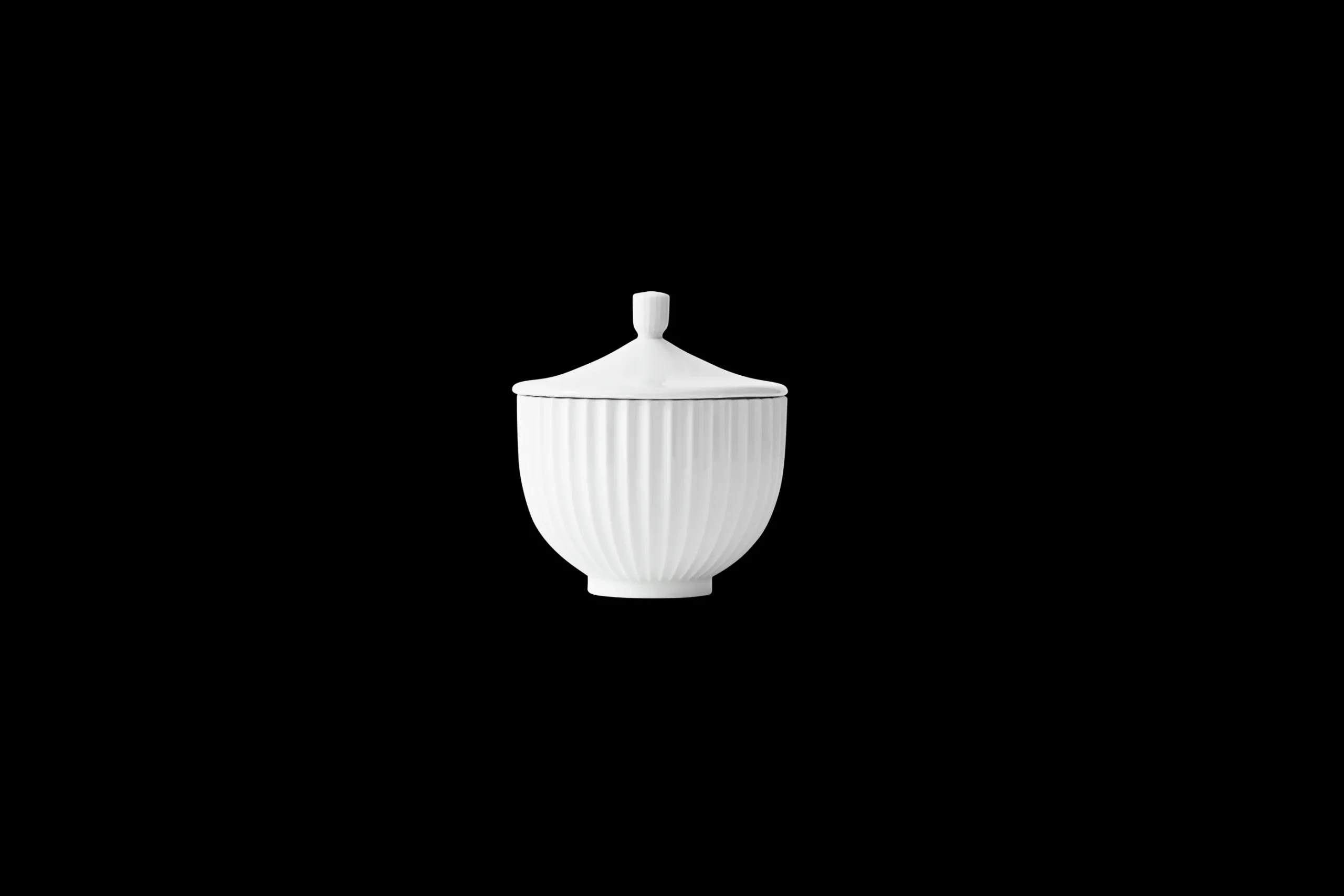 Lyngby Porcelæn Lyngby Bonbonnier Ø14 cm hvit porselen