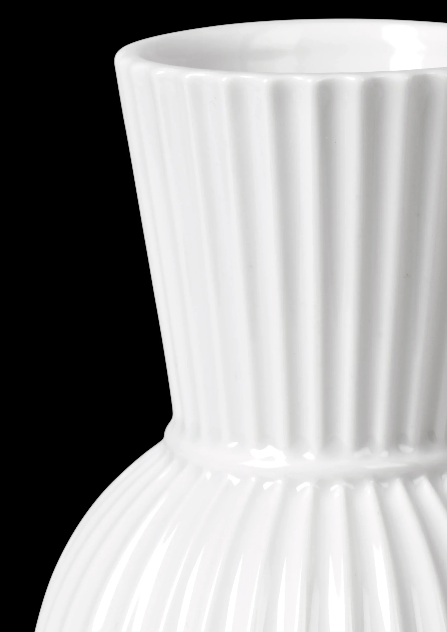 Lyngby Porcelæn Lyngby Tura Vase H18 hvit porselen