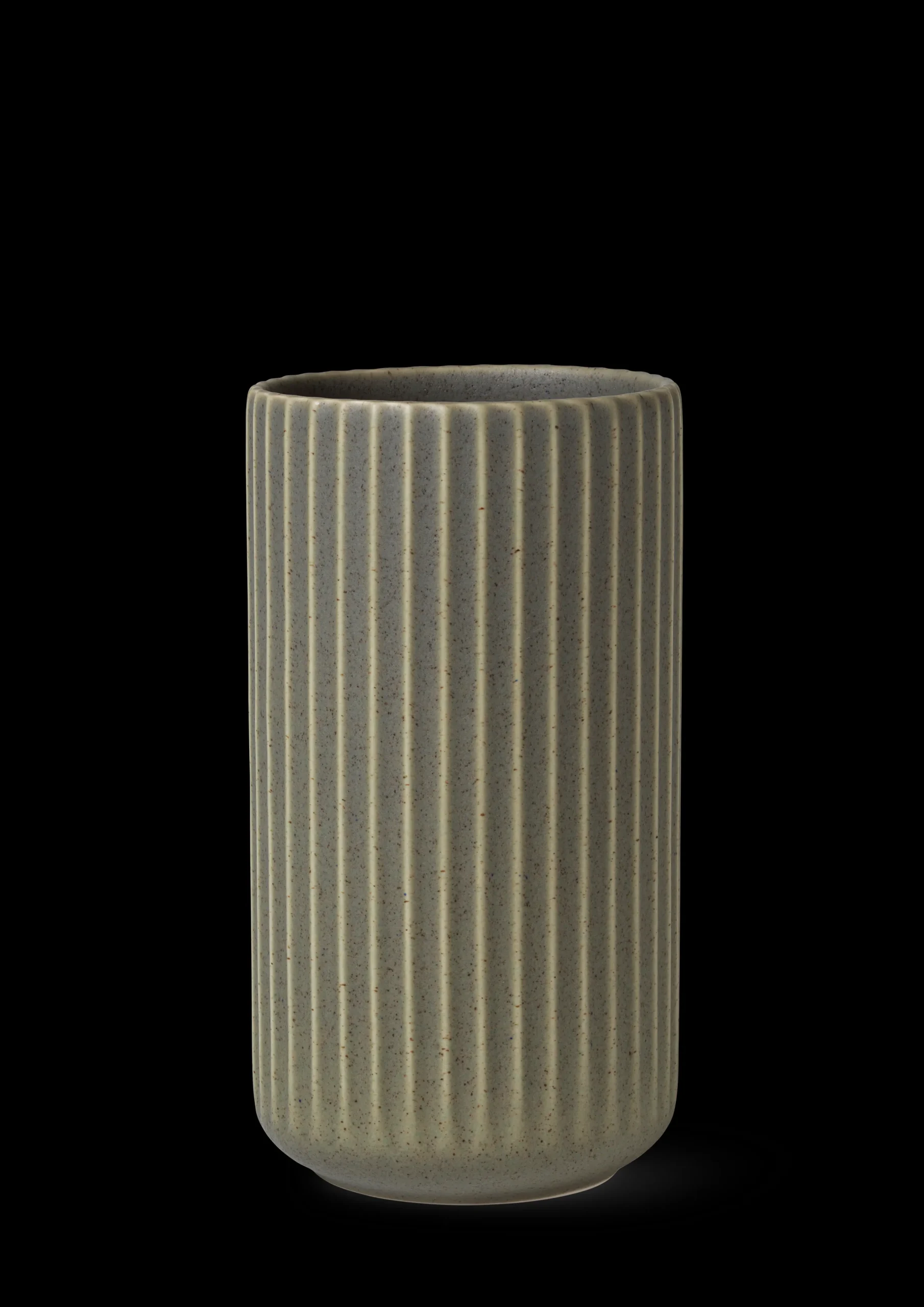 Lyngby Porcelæn Lyngby Vase H20.5 cm olivengrønn fajanse