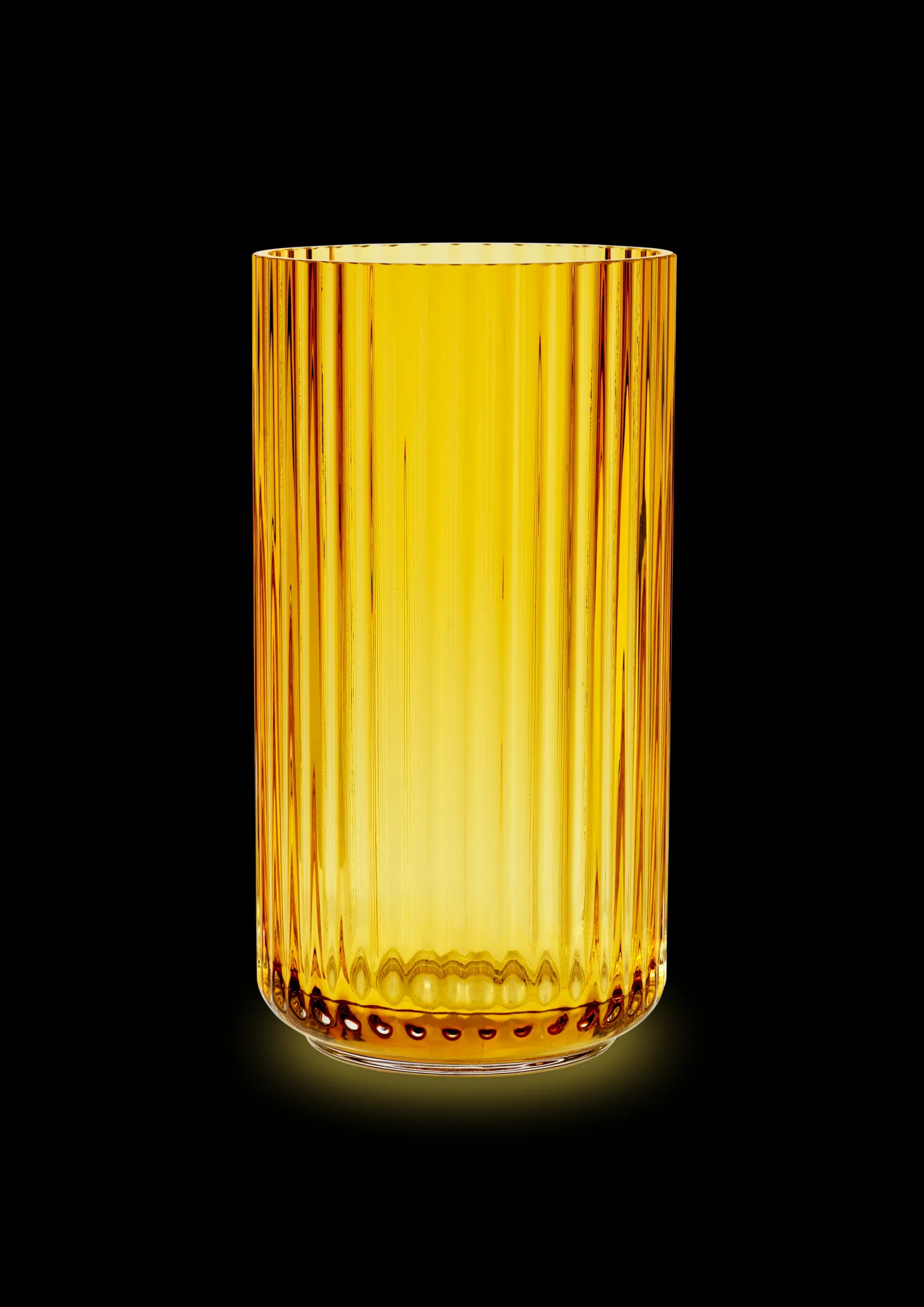 Lyngby Porcelæn Lyngby Vase H15.5 amber munnblåst glass