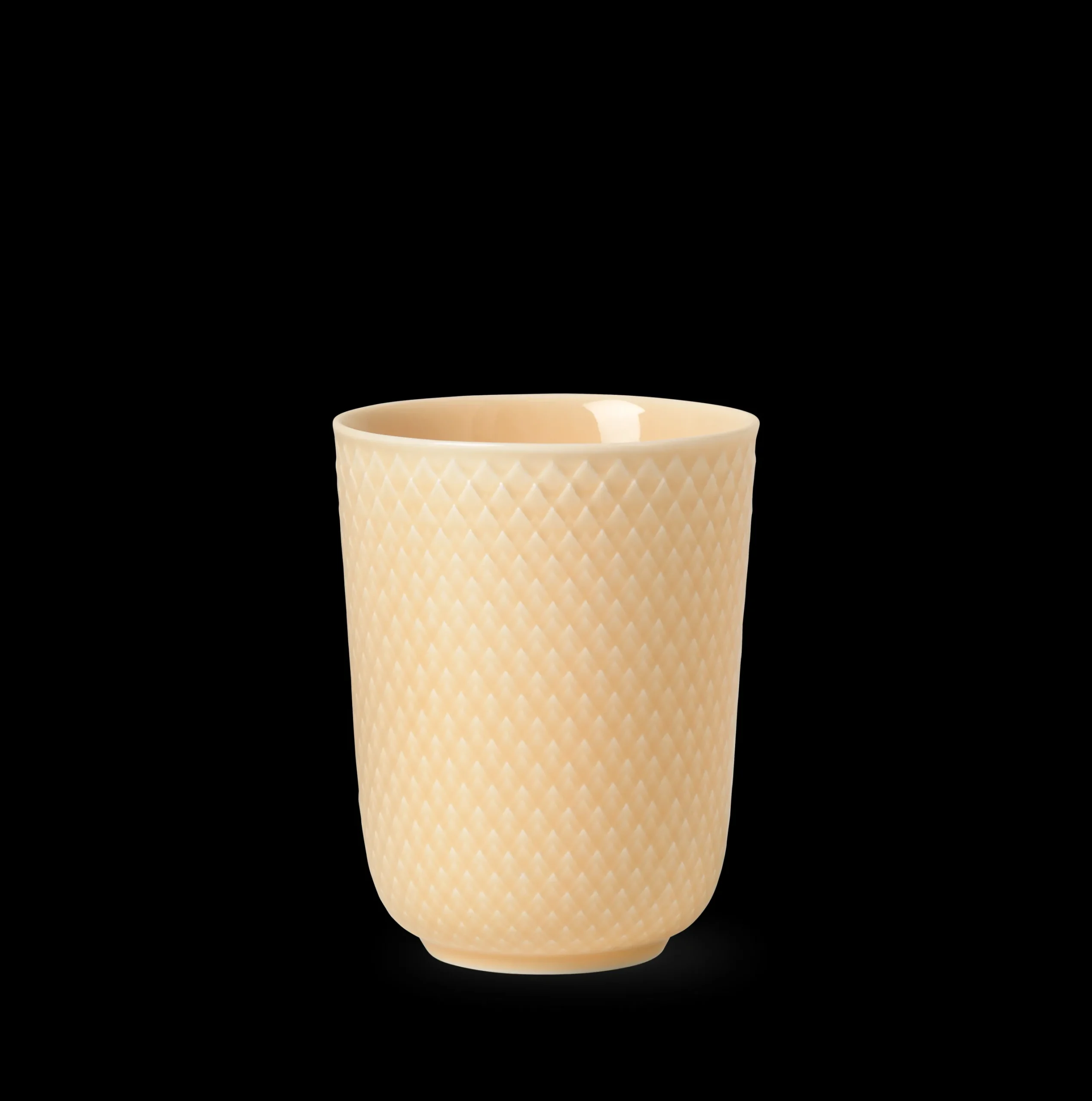 Lyngby Porcelæn Rhombe Color Krus 33 cl sand