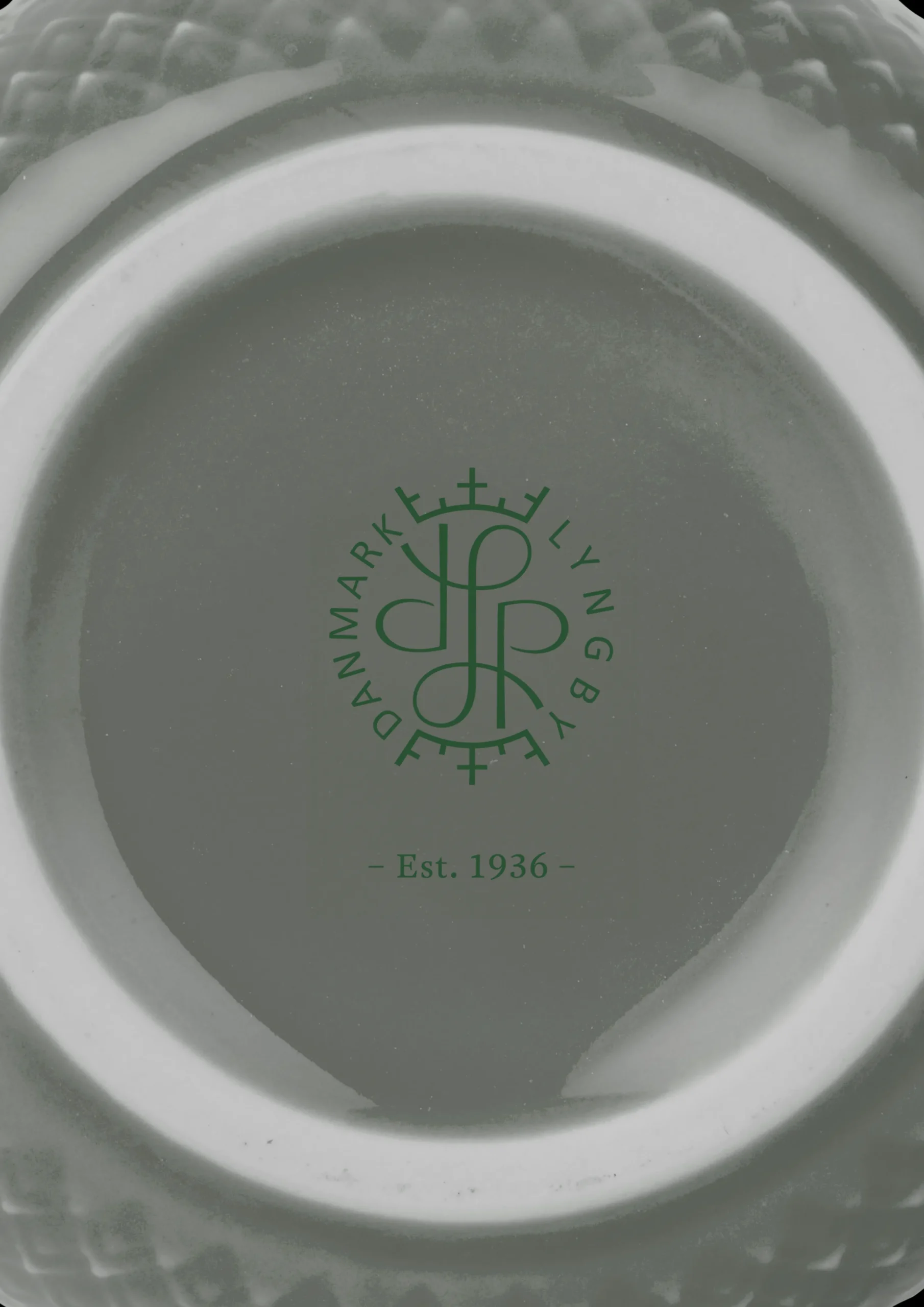Lyngby Porcelæn Rhombe Earth Kopp med hank 39 cl moss