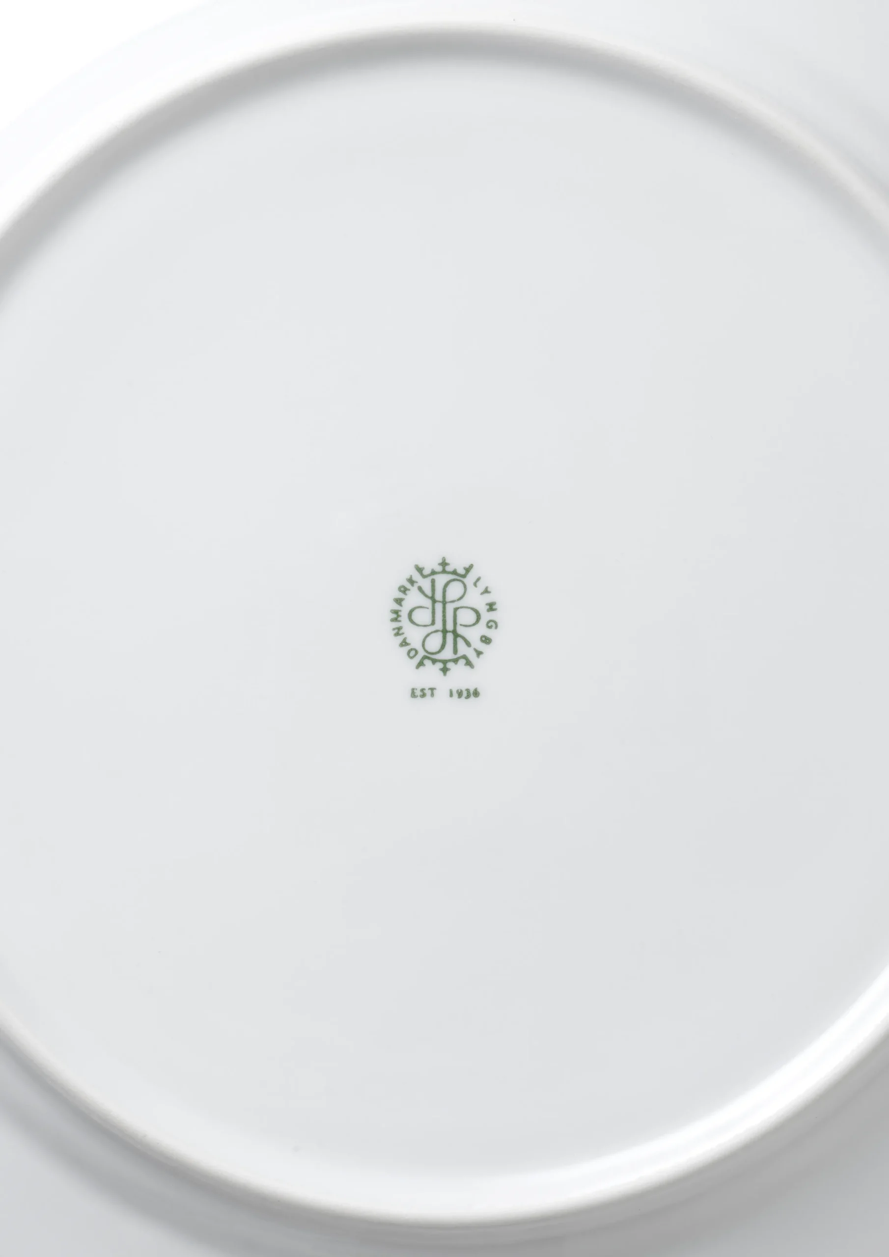 Lyngby Porcelæn Rhombe Middagstallerken Ø27 cm hvit