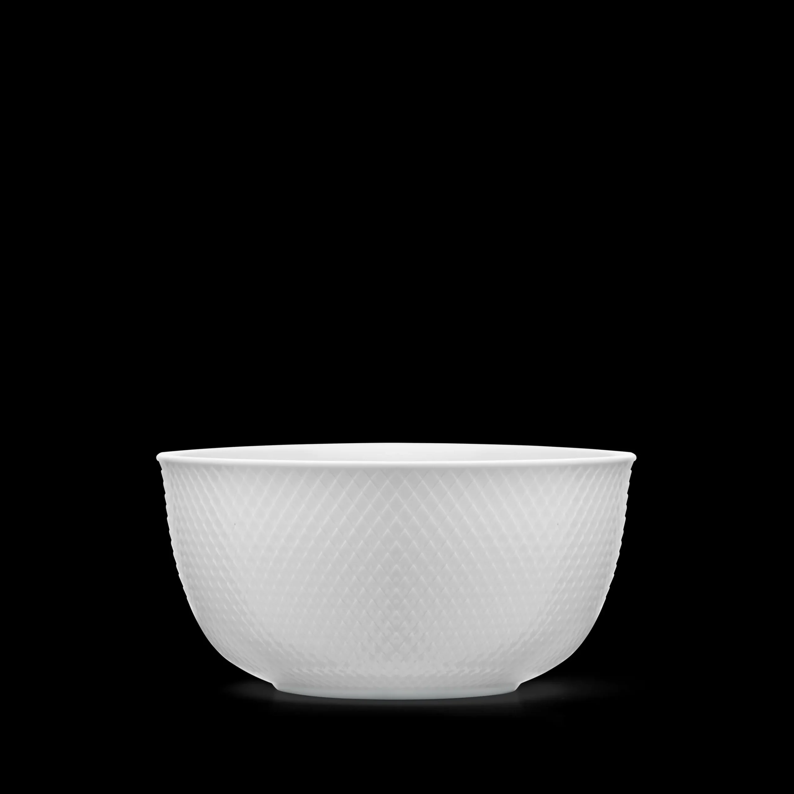 Lyngby Porcelæn Rhombe Serveringsskål Ø17.5 cm hvit