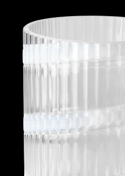Lyngby Porcelæn Vase H25 cm swirl white munnblåst glass