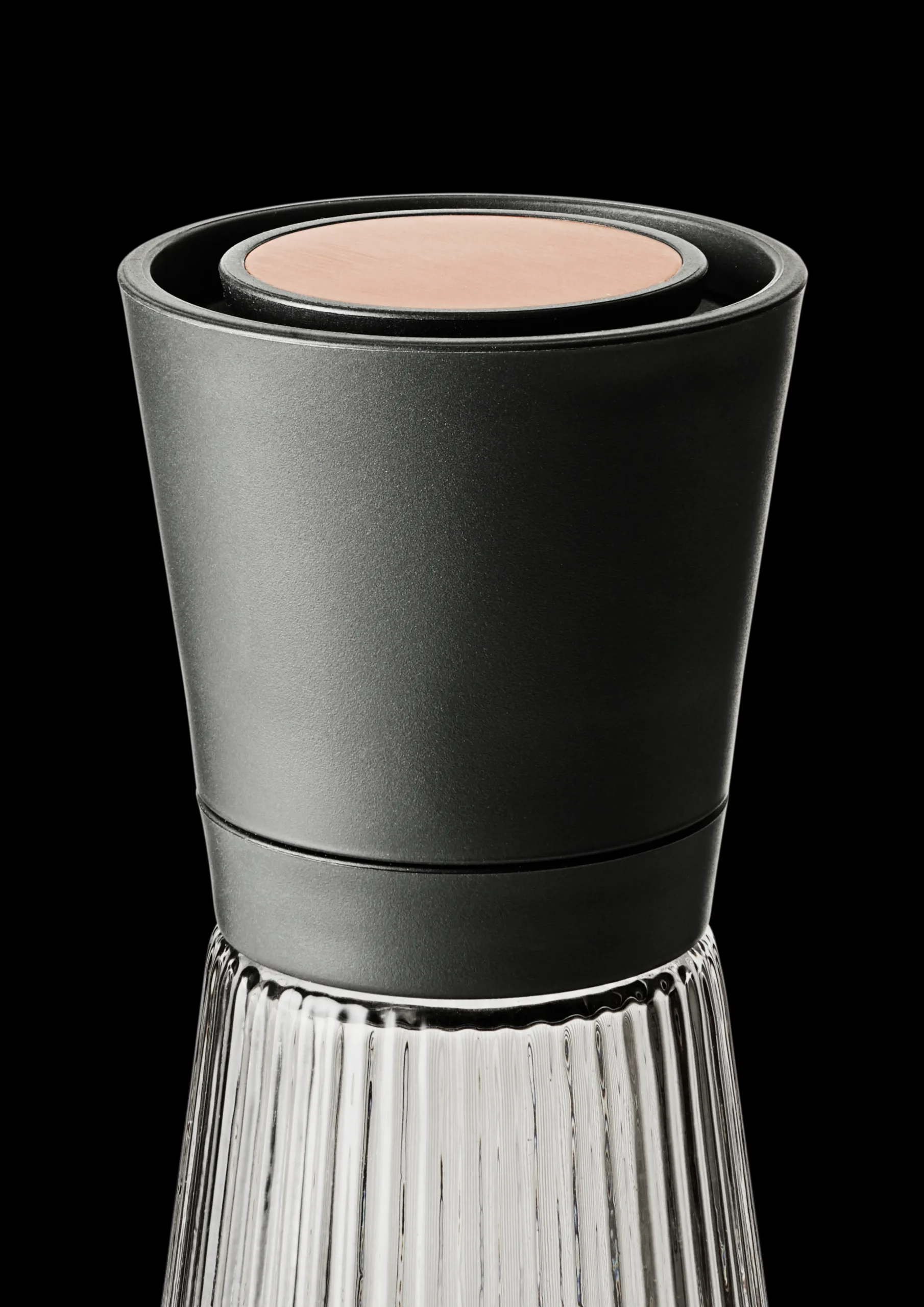 Rosendahl Grand Cru Nouveau Kvern H17 cm smoke - Kjøb her